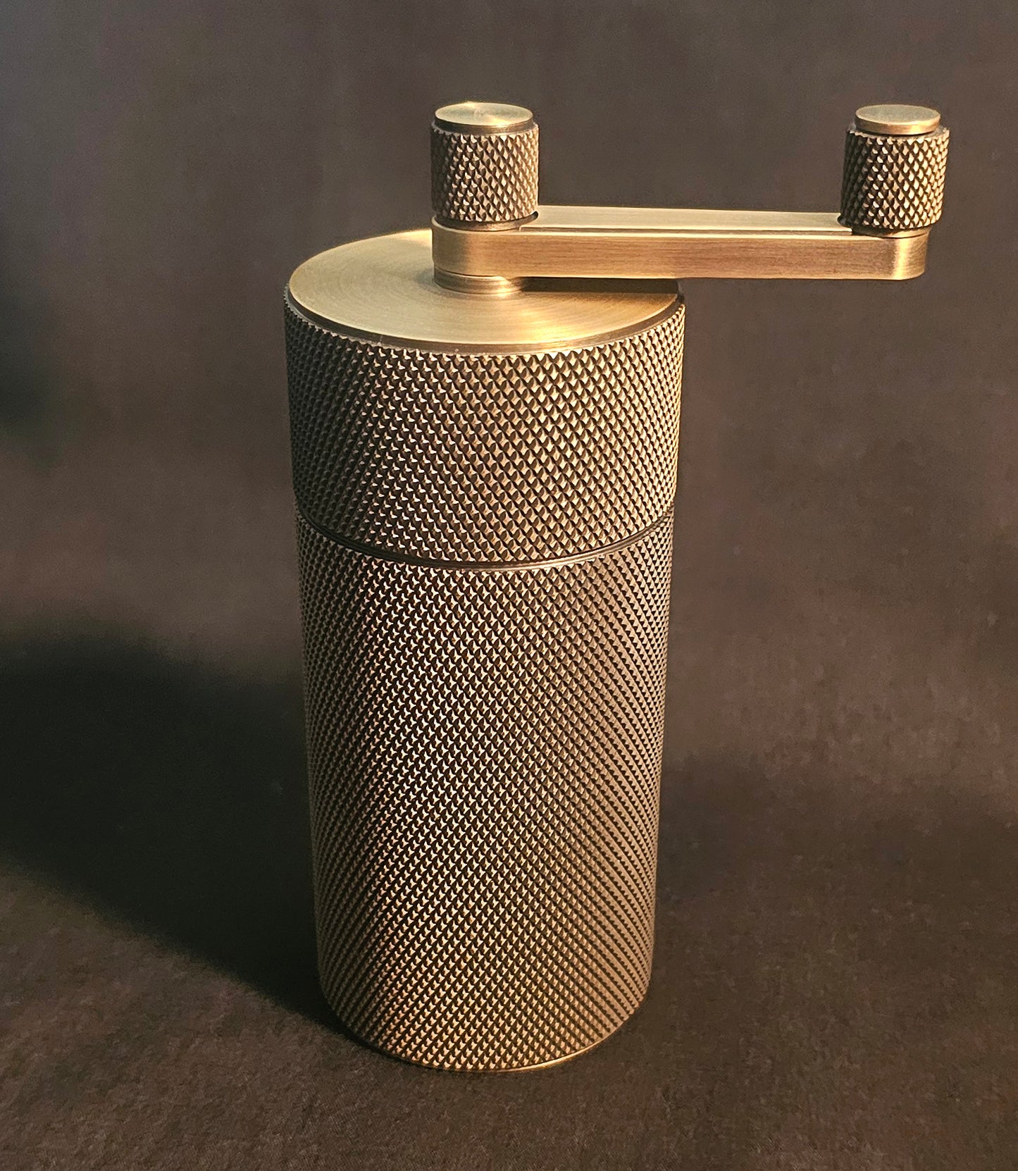 Solid Brass Salt & Pepper Mill / Grinder – Antique Brass Knurled Finish